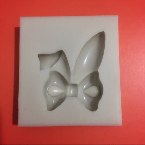 Cake Tools bunny ears bowtie silicone mold