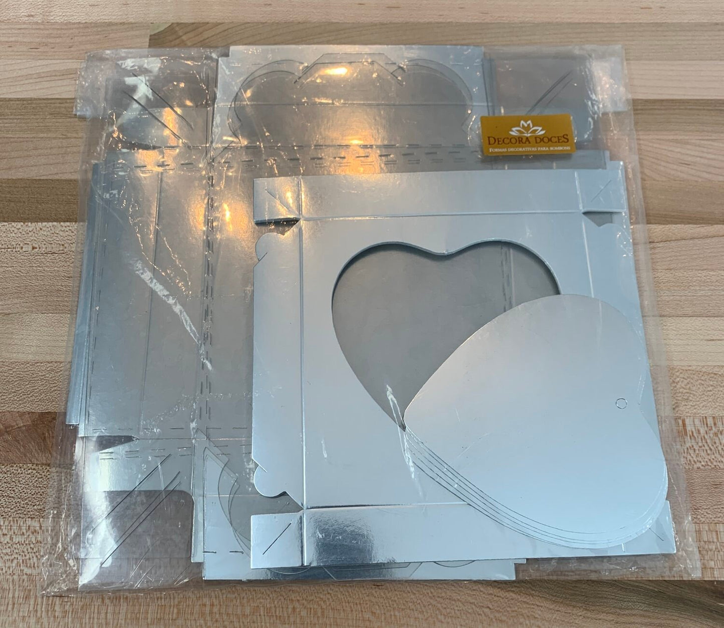 Gold heart box with clear cover - Treat packaging