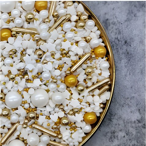 White and gold sprinkle mix